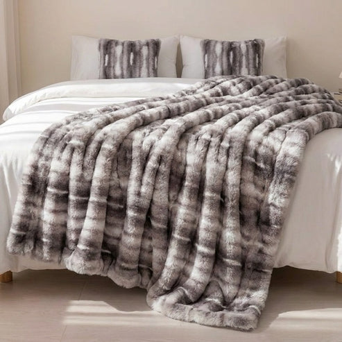 Plaid Nuage en fausse fourrure – Double épaisseur et extra chaud